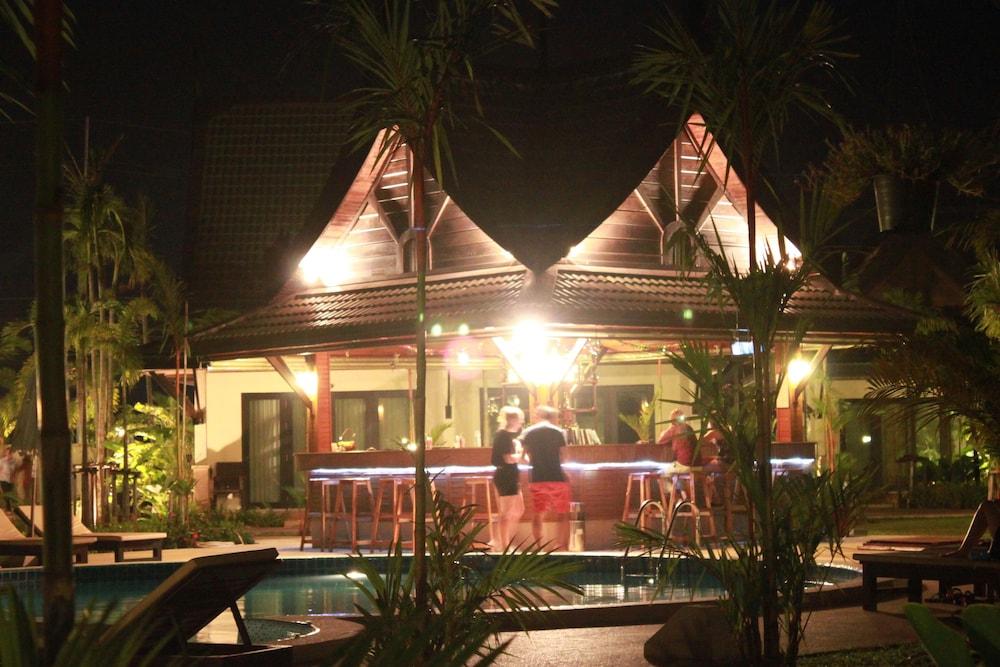 Airport Resort Phuket Nai Yang Beach Екстериор снимка