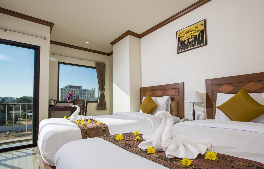 Airport Resort Phuket Nai Yang Beach Екстериор снимка